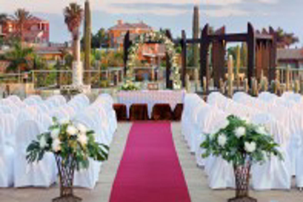 Hotel H10 Playa Meloneras Horizons Collection Esterno foto Wedding ceremony at the hotel