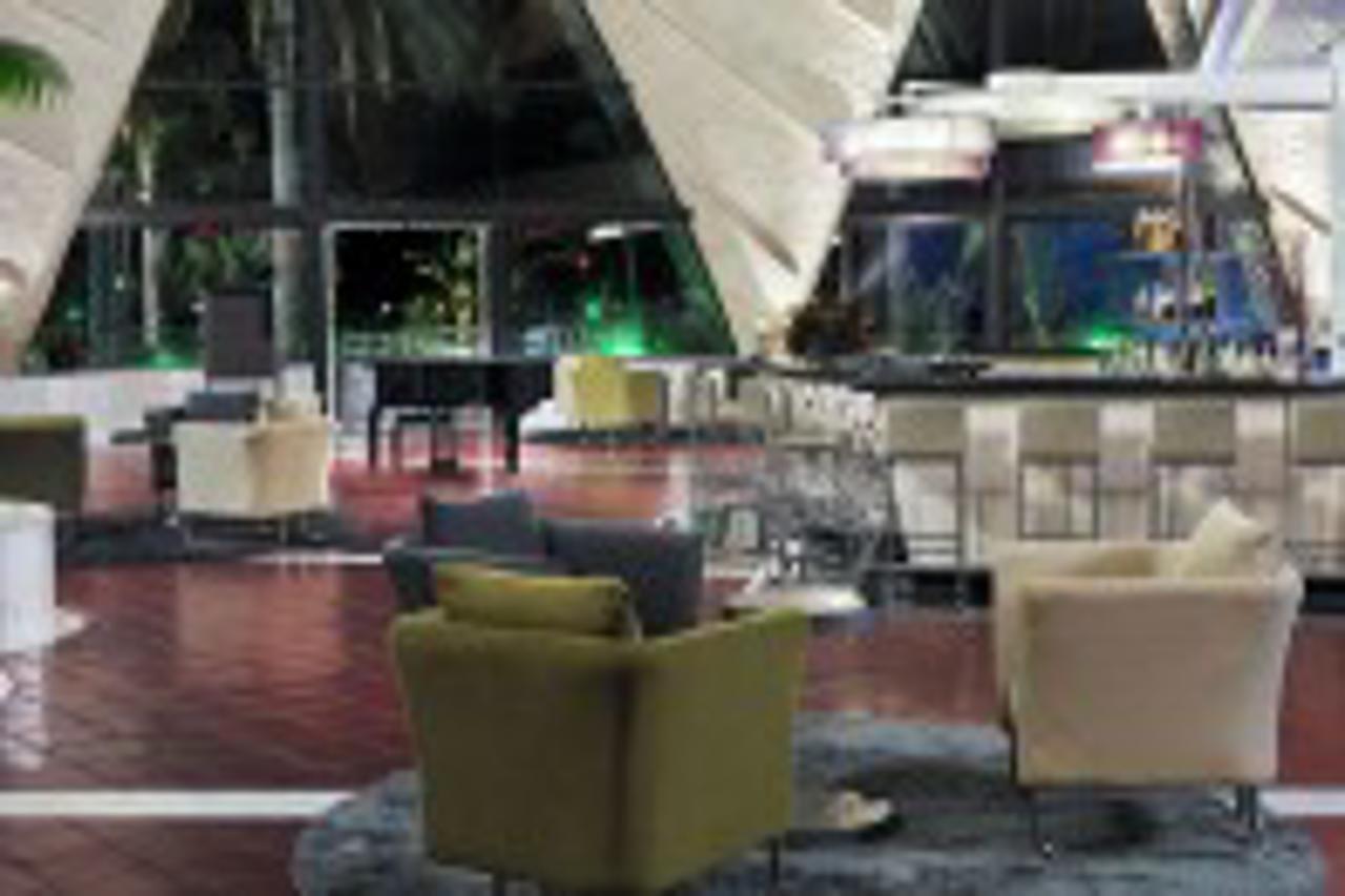 Hotel H10 Playa Meloneras Horizons Collection Esterno foto The lounge at the airport